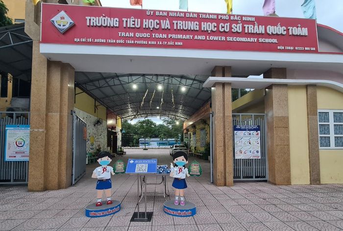 Hình ảnh Trường Tiểu học và THCS Trần Quốc Toản 1