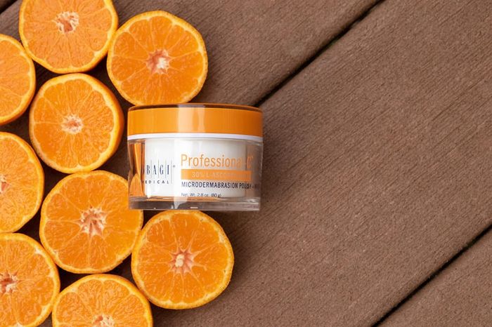 Mặt nạ tẩy tế bào chết và làm sáng da chứa vitamin C Professional-C Microdermabrasion Polish + Mask ảnh 1