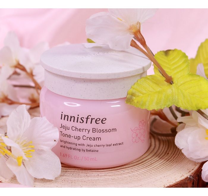 Hình ảnh 1 của Kem Dưỡng Innisfree Jeju Cherry Blossom