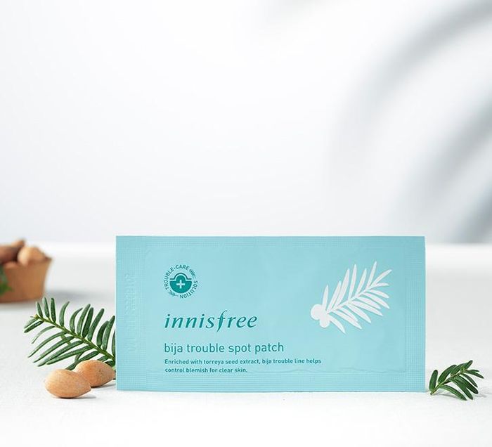 Miếng dán mụn Innisfree Bija Trouble Spot Patch - Hình 2