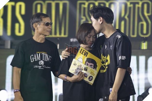 VCS 2024 Mùa Hè: Captain Levi Mang Vinh Quang Cuối Cùng Đến Sân Khấu Lớn Trong Lễ Bế Mạc