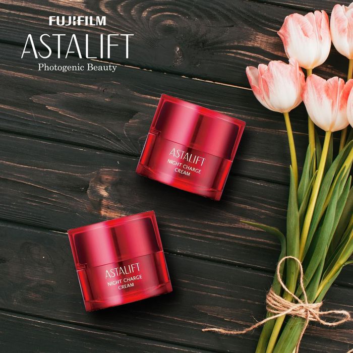 Hình ảnh Kem Dưỡng Da Ban Đêm Astalift Night Charge Cream 1