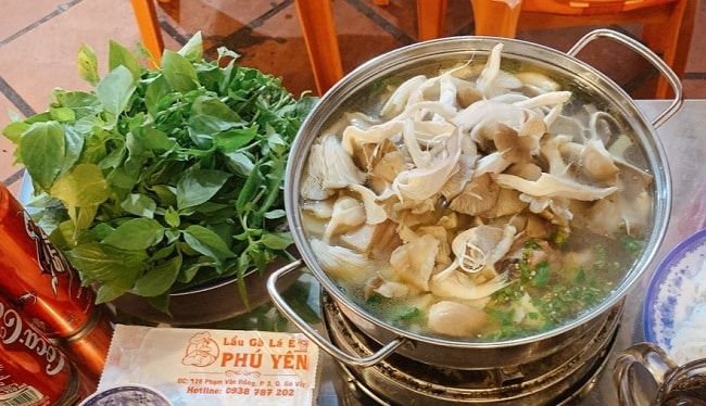 Lẩu Gà Lá É 128 Phạm Văn Đồng