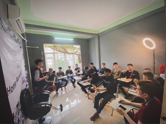 Hình ảnh Home BarberShop số 3