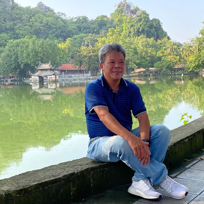 Nhà thơ Hoàng Minh Tuấn ảnh 1