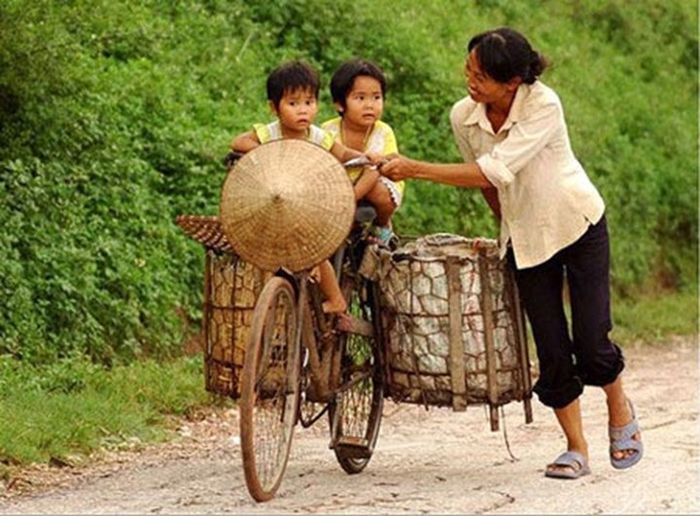 Tấm lòng mẹ rộng lớn như biển Thái Bình bao la. hình ảnh 1