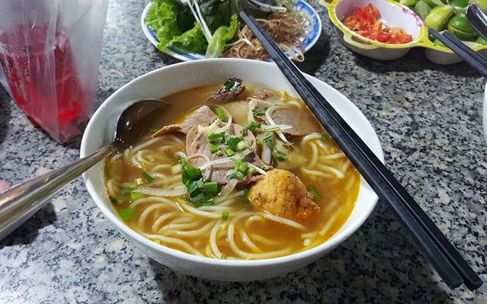 Hình ảnh Bún bò Sông Hương 1