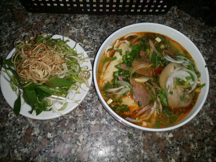 Ảnh bún bò Huế Thủy 2