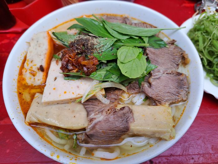 Hình ảnh bún bò Tân Hàng 2