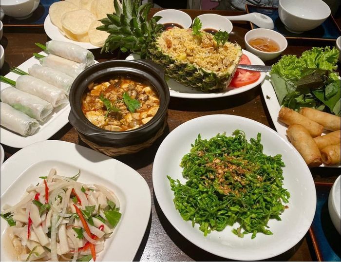 Hình ảnh Bông Súng Vegetarian Food & Coffee 2