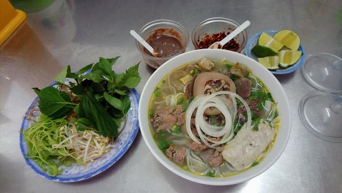 Bún Bò Huế Nguyên Hương - Ảnh 1