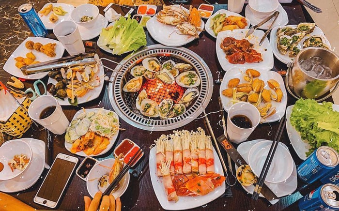 KingDom BBQ - Lẩu Hơi - Nướng Không Khói - Hình 1