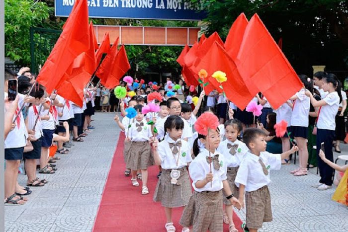 Hình ảnh Trường Tiểu học Đền Lừ 2