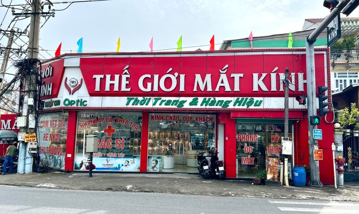 Thế Giới Mắt Kính ảnh 3