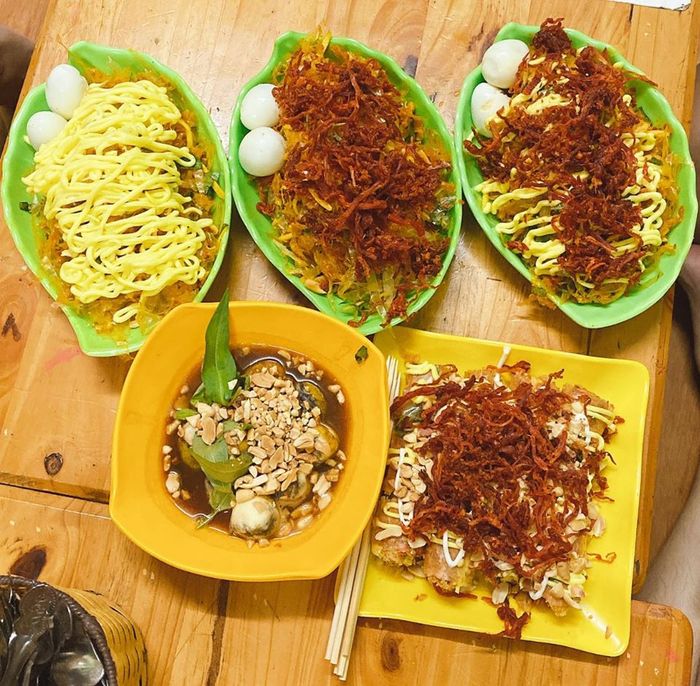 Hình ảnh Bánh tráng trộn Tina Trần 3