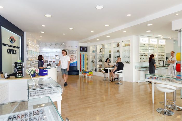 Hình ảnh Phòng Khám Mắt American Eye Center - Ảnh 2