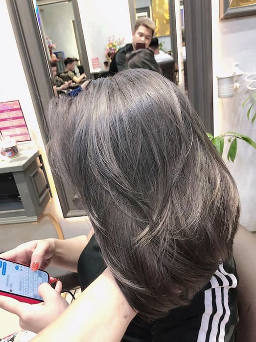 Hình ảnh Nguyễn Trần Quân Hair Salon 2