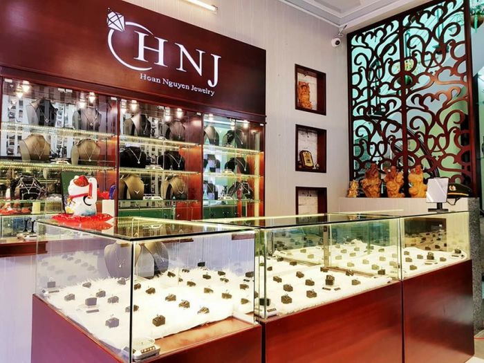 Hình ảnh Hoàn Nguyên Jewelry 1
