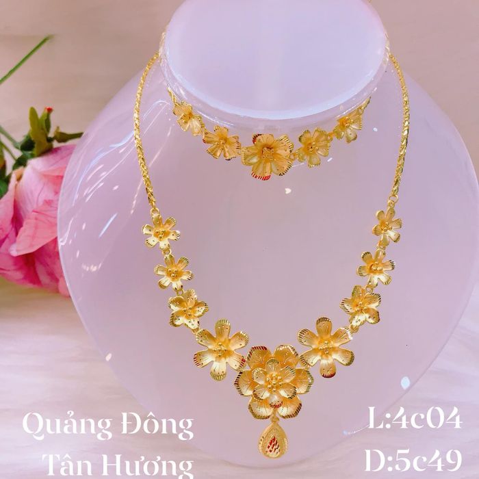 Ảnh Tiệm Vàng Quảng Đông Tân Hương 1