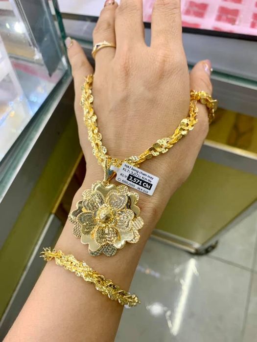 Cửa hàng vàng Mai Lâm hình 1