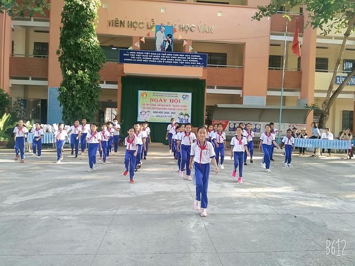 Ảnh Trường Tiểu học Hồng Bàng 1
