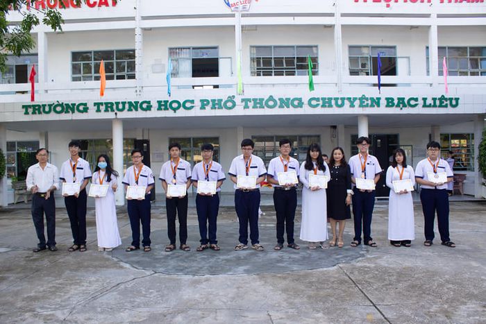 Hình ảnh Trường THPT Chuyên Bạc Liêu 1