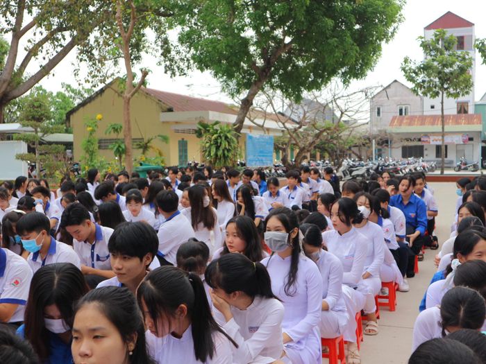 Hình ảnh Trường THPT Hòn Đất 2