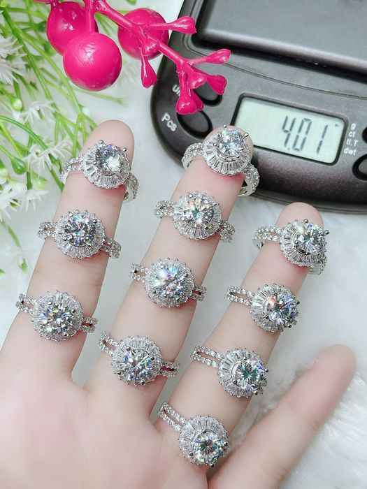 Cửa Hàng Vàng Hoàng Châu An Đông 1 hình 1