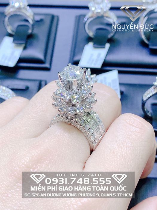 Ảnh 1 của <strong>Nguyễn Đức Diamond & Jewelry - Kim Cương Thiên Nhiên Giá Tốt</strong>