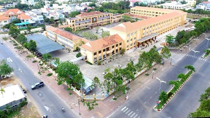Hình ảnh Trường THPT Bạc Liêu 1