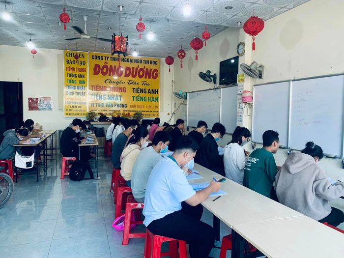Hình ảnh TIẾNG HOA ĐÔNG DƯƠNG 2