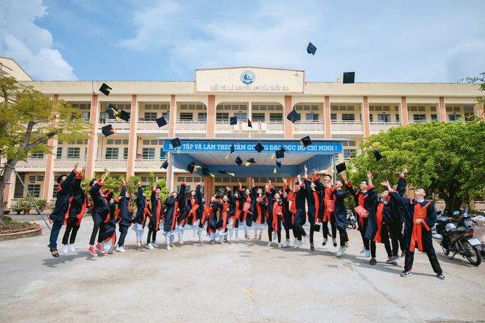 Hình ảnh Trường THPT Giồng Riềng 1