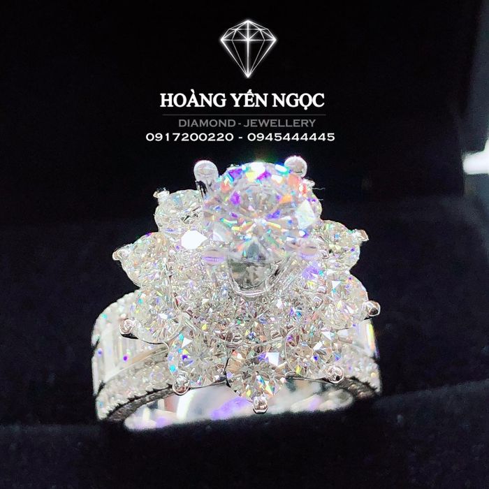 Hoàng Yến Ngọc Diamond hình 2