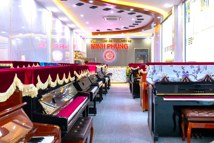 Hình ảnh 1 của Minh Phụng Music