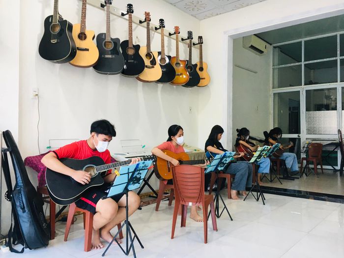 Hình ảnh Trung tâm Âm nhạc Lê Vy