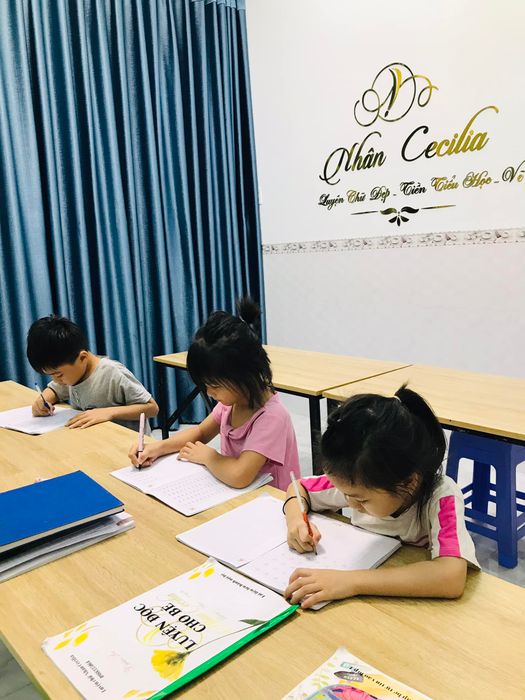 Hình ảnh Trung Tâm Luyện Chữ Đẹp Nhân Cecilia 2