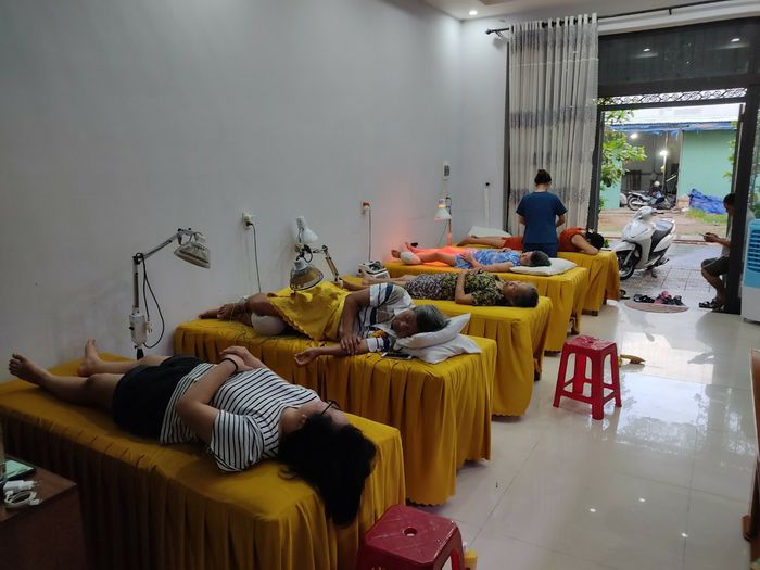 Hình ảnh Phòng Chẩn Trị Y Học Cổ Truyền BSCKI Ngọc Lanh 1