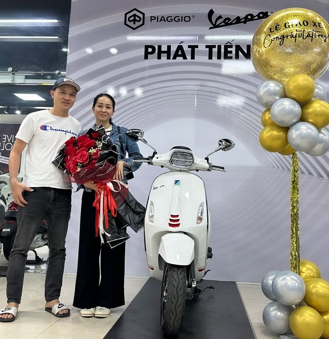 Hình ảnh 2 của Phát Tiến Piaggio