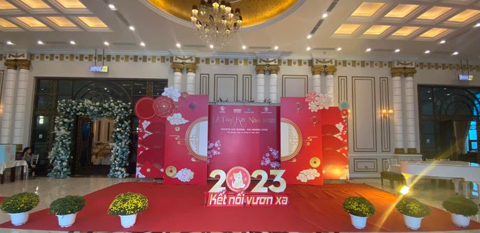 Hình 1 của công ty quảng cáo Thăng Long