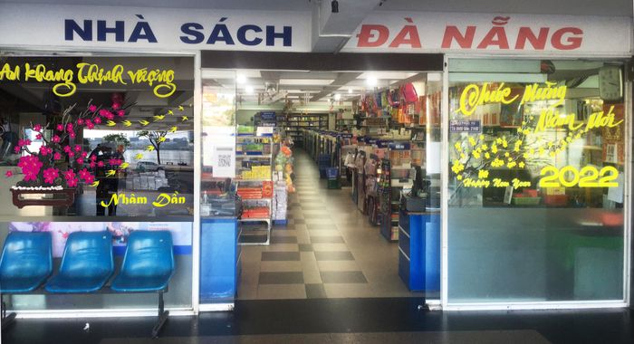 Hình ảnh Nhà Sách Đà Nẵng - 76 Bạch Đằng 1