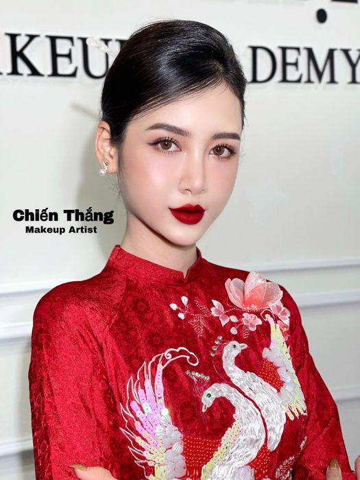 Chiến Thắng Makeup Academy & V-Wedding ảnh 1