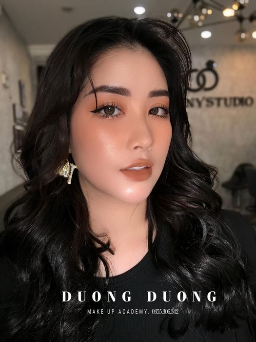 Học viện Trang Điểm Dương Dương (Tonny Studio) ảnh 2