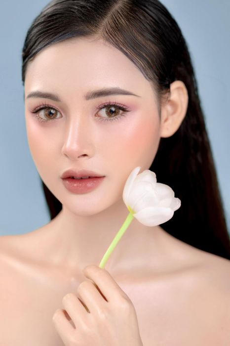 Nguyễn Tuyết Trâm Makeup ảnh 1