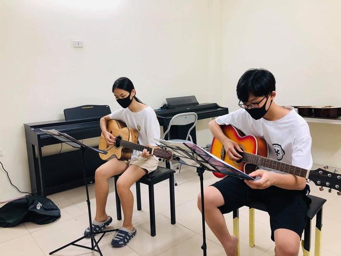 Nốt Trầm Music School - Hình ảnh 2