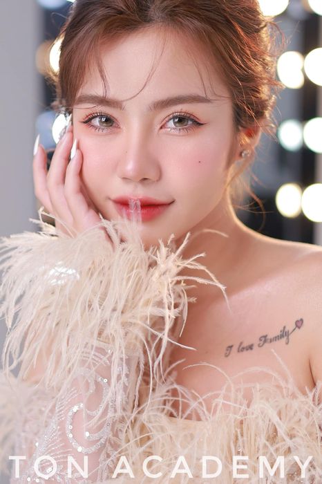 Ton Makeup & Academy ảnh 1