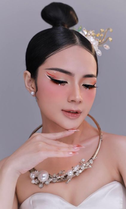 Hình ảnh 2 của DORI Bridal