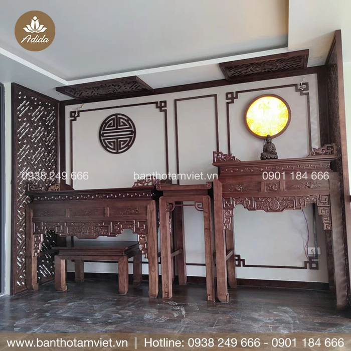 Bàn thờ Tâm Việt ảnh 1