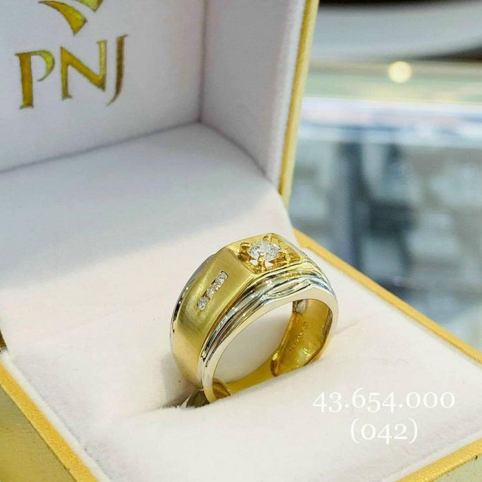 Hình ảnh 1 của PNJ