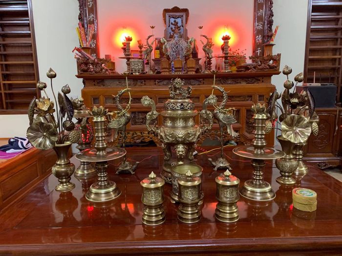 Đồ Đồng - Đồ Thờ Gia Truyền Hiền Viết hình 1