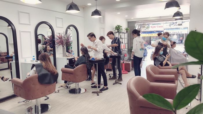 Hình ảnh 2 của Hair Salon Thanh Tuấn - Rạch Giá